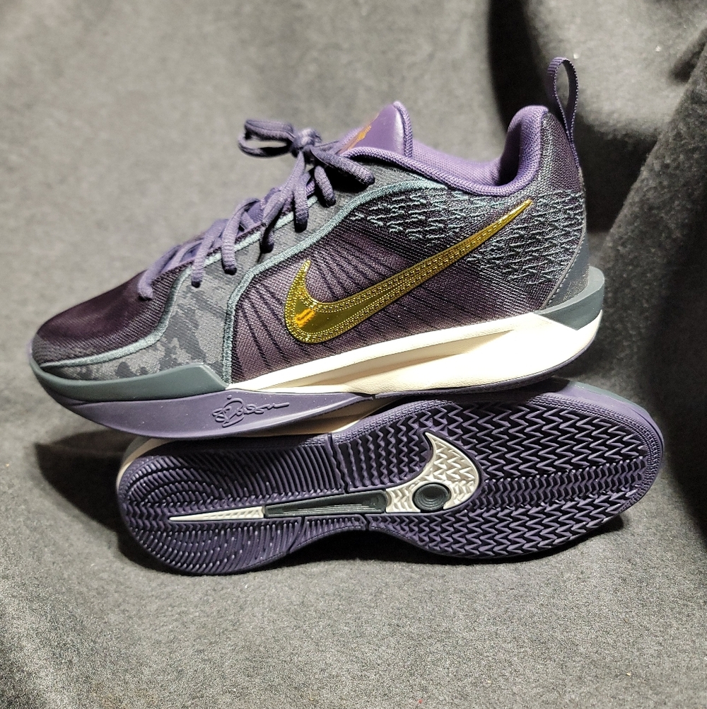 Nike Sabrina 2 "Broken Records" 7W